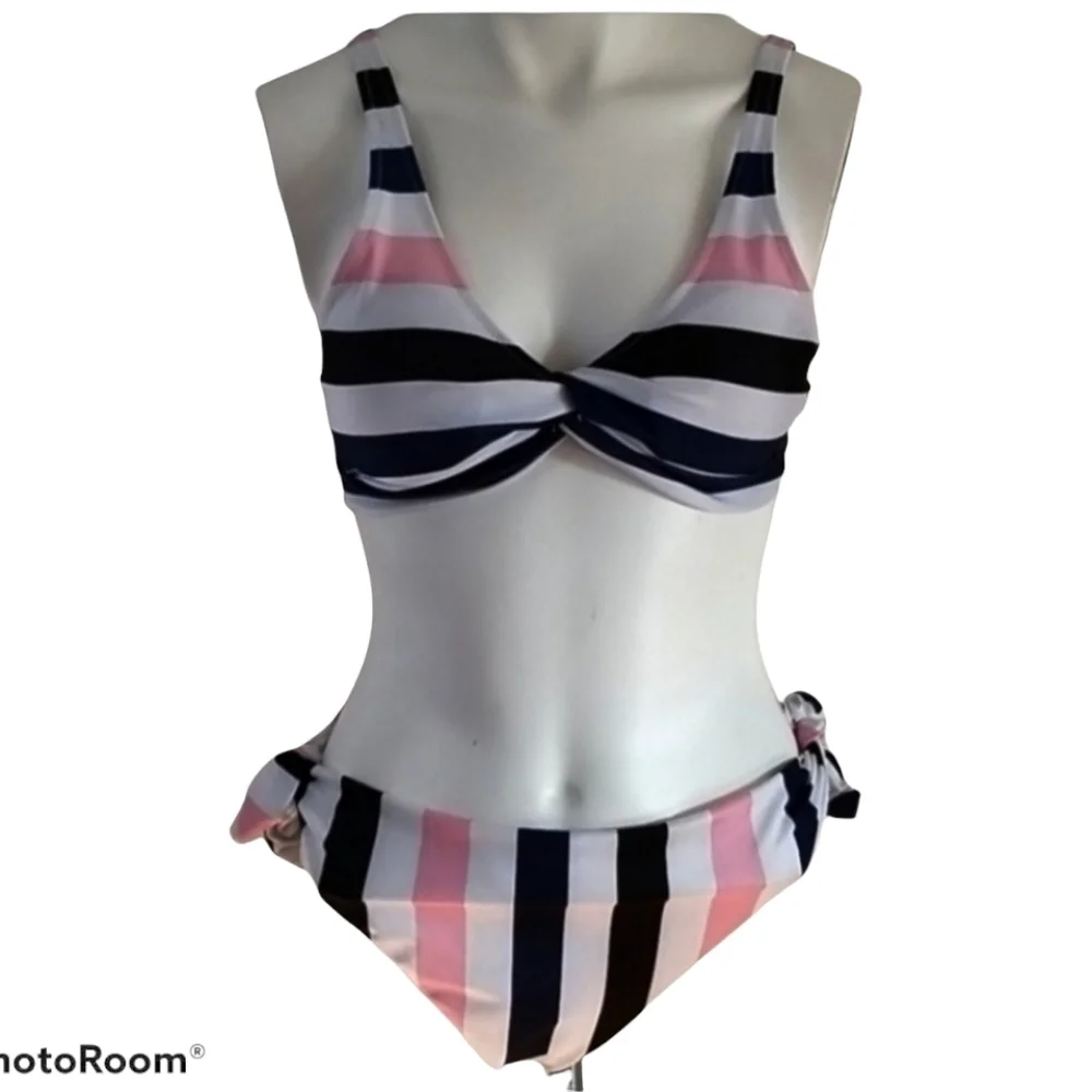 Zaful Striped 2-PC Cheeky Bikini Set